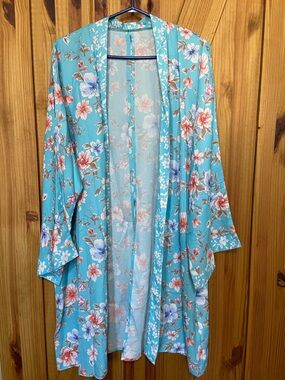 NWT size L-XL cover up/ kimono light teal floral details. Great for the beach